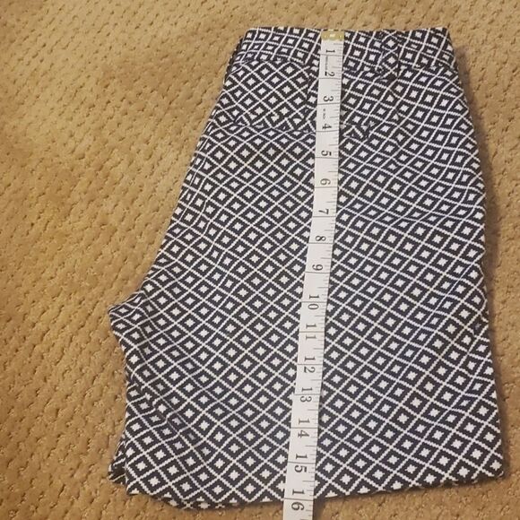 Chaps shorts size 4 - Picture 7 of 7